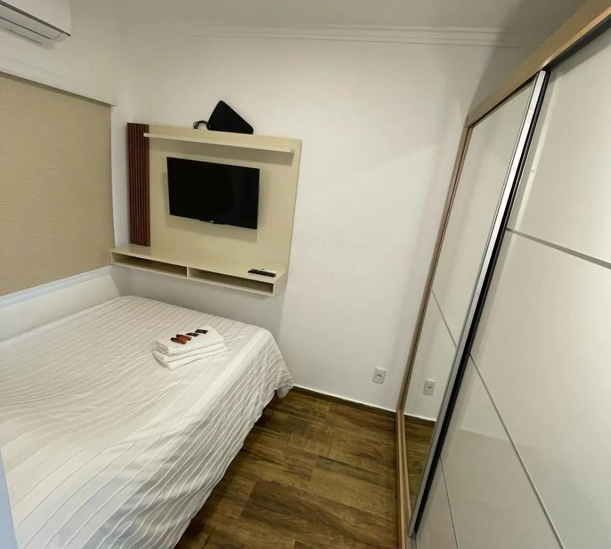Residencial Luce Del Sole Apt 3 约恩维利 公寓
