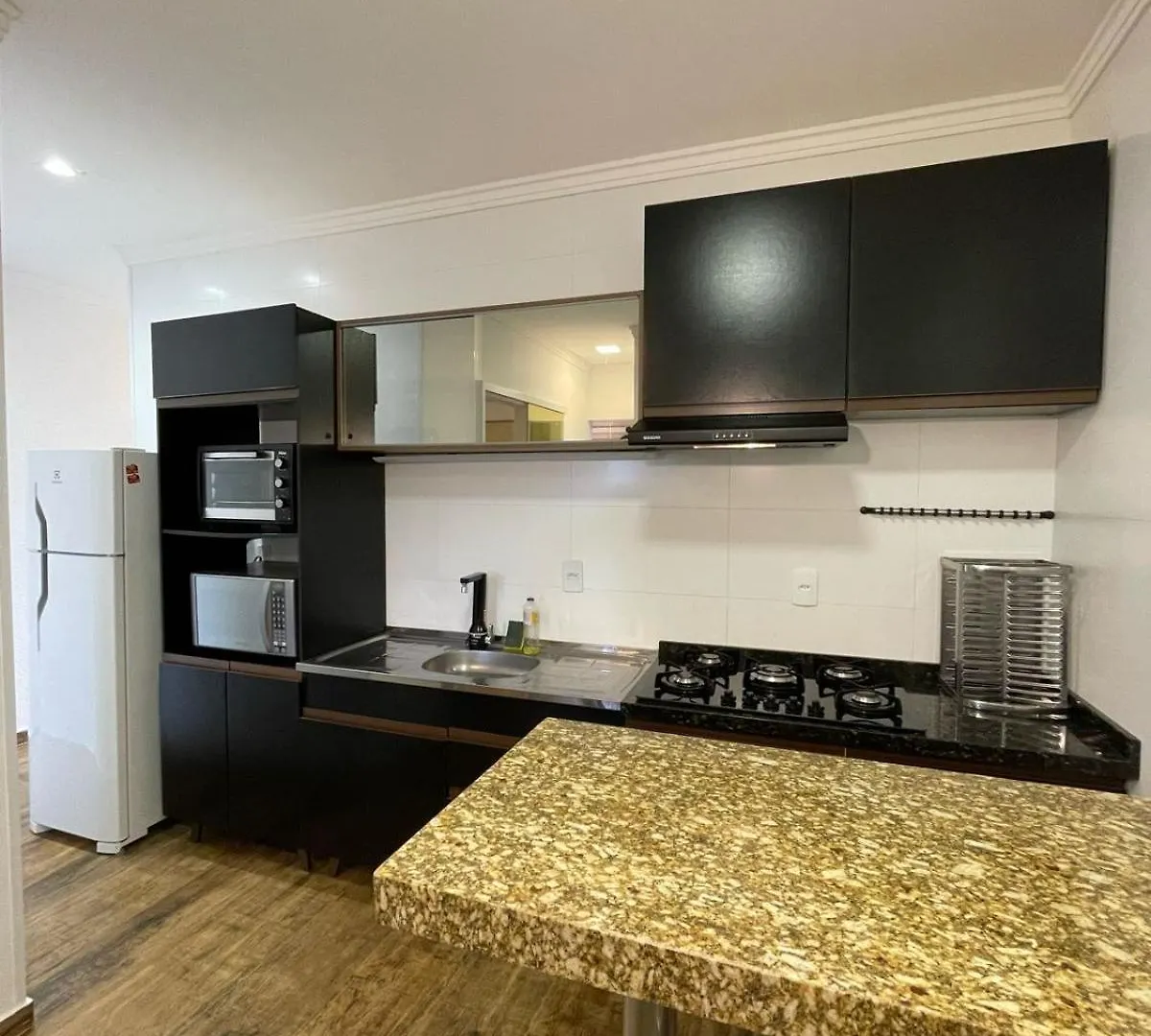 Residencial Luce Del Sole Apt 3 约恩维利 0*,